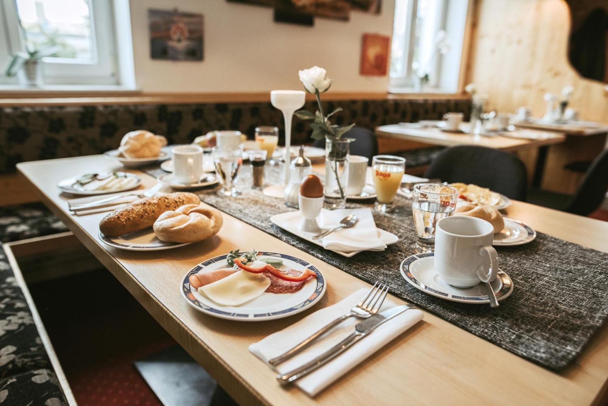 Restaurant Gaestehaus Feldkirchen Feldkirchen bei Graz Luaran gambar